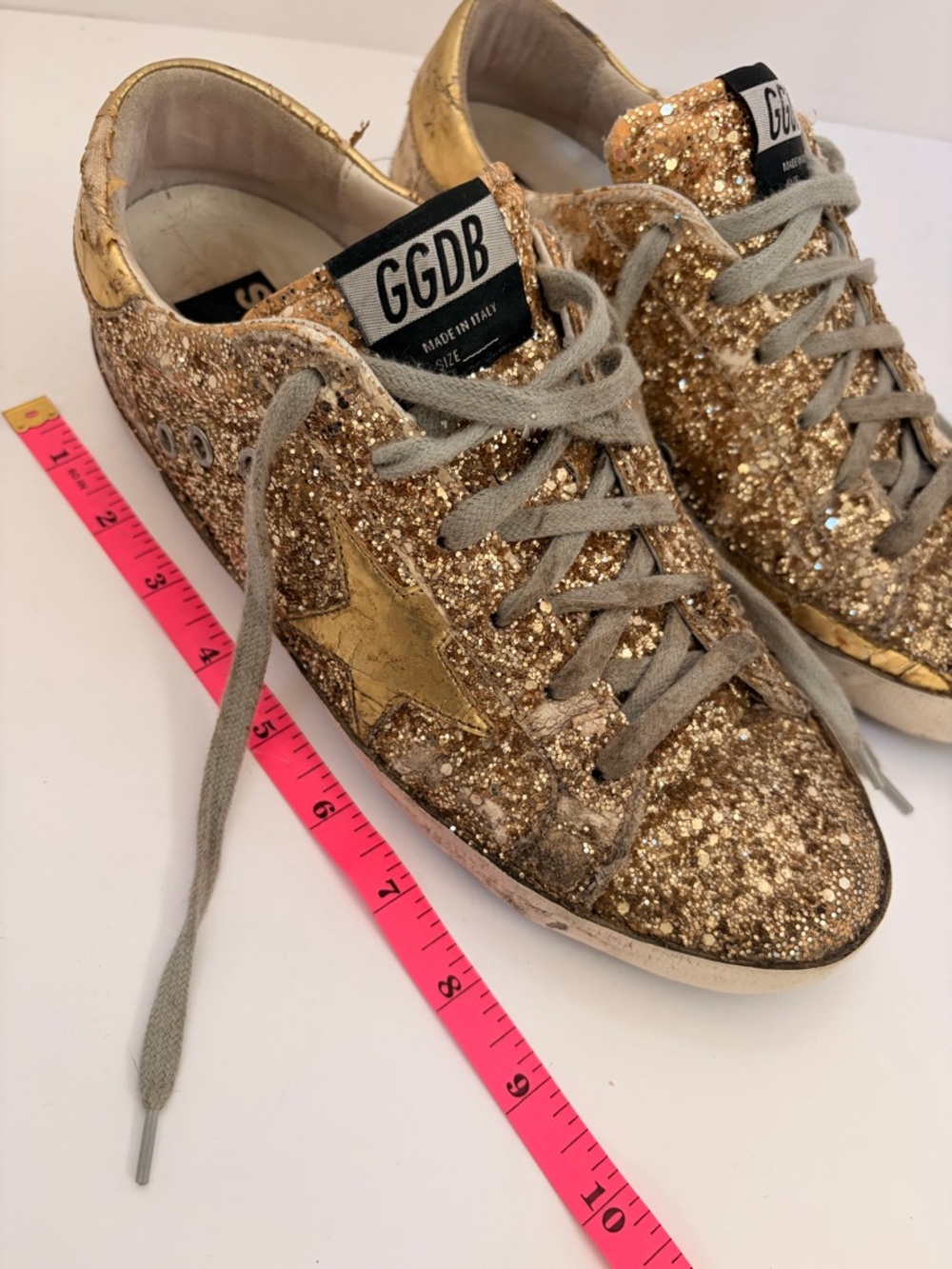 Golden Goose Women's Gold Glitter Low-Top Sneakers with Metallic Star - Picture 14 of 16